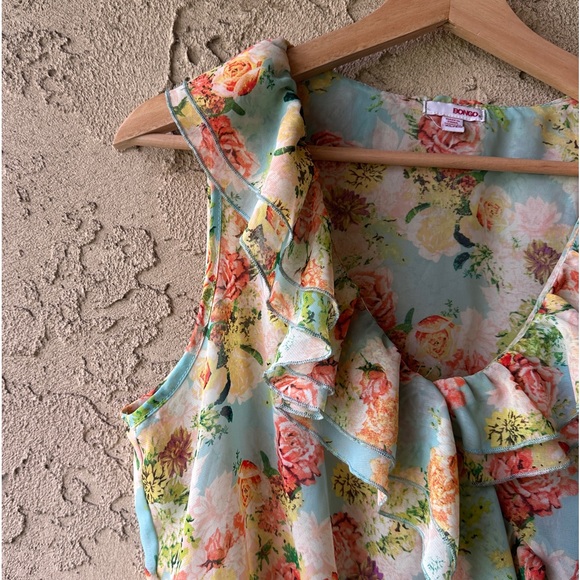 Bongo Floral Ruffle Tank Top - Picture 3 of 6